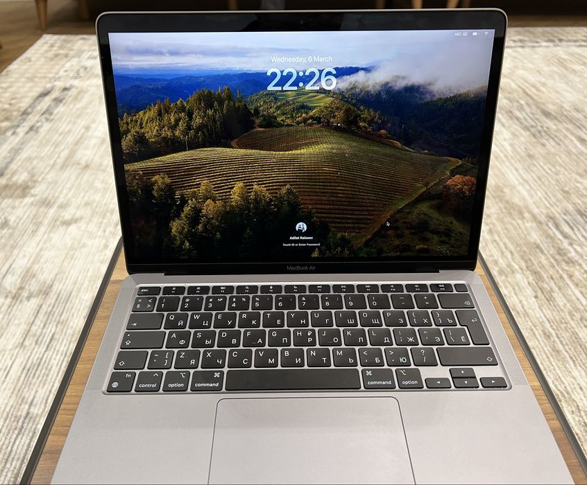 Macbook Air в идеальном состоянии