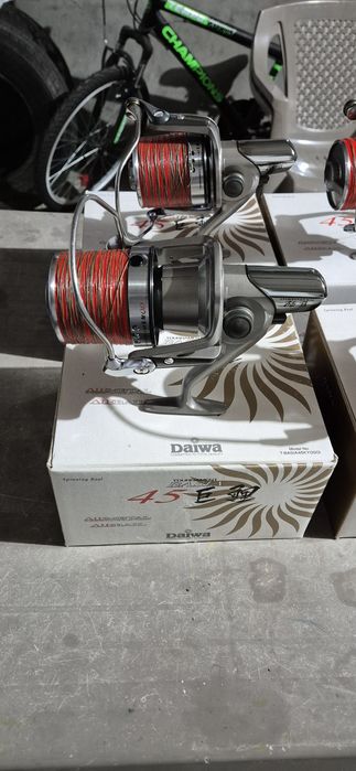 4x Mulinete Daiwa Basia Tournament QD 45
