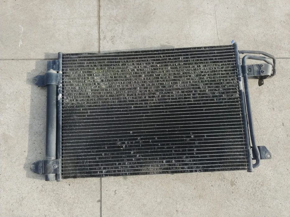 radiator clima ac  audi a3 8p seat leon altea toledo vw golf 5  skoda octavia 2 1.6b 1k0298403a 1k0820411q
