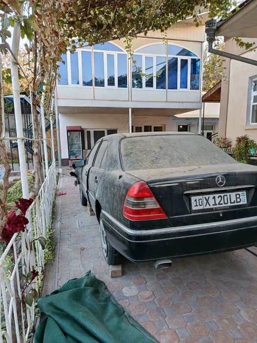 Продается мерседес W202