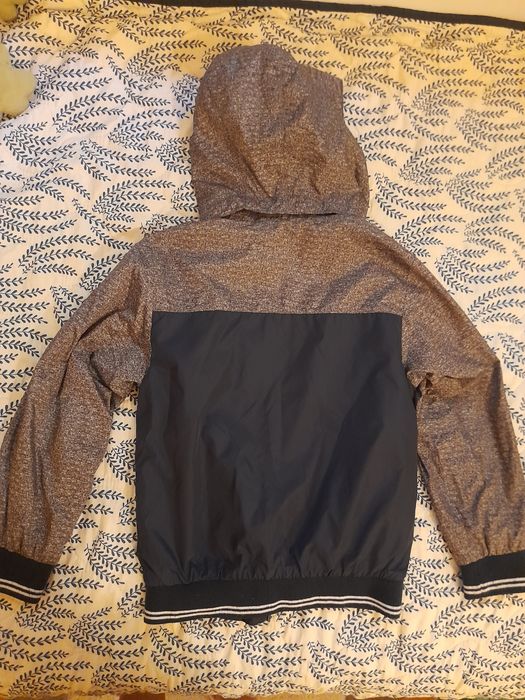 Тънко яке H&M за момче