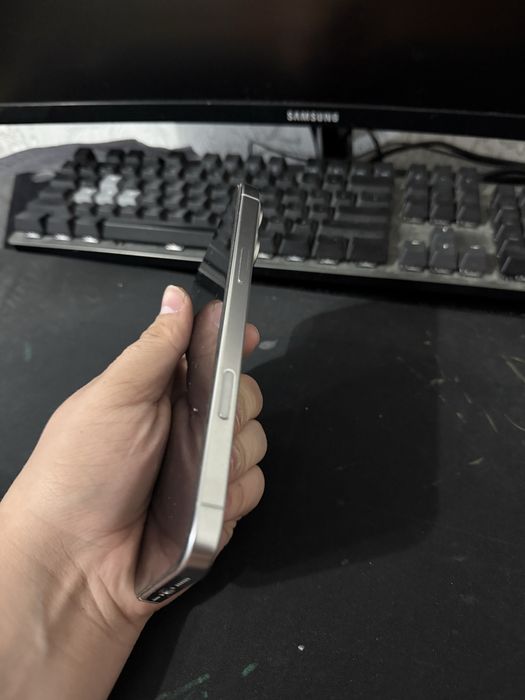 Продам iphone 16 pro max