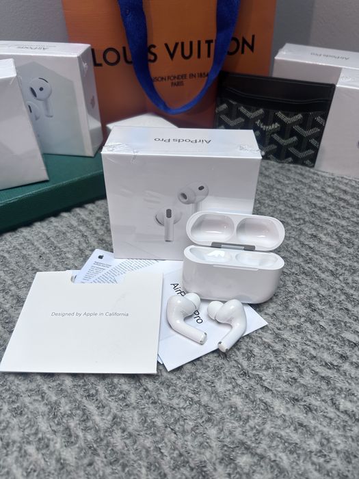 Casti AirPods Pro 3 USB C Noi Sigilate Calitate Premium