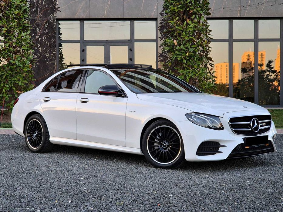 Mercedes-Benz E Class 220 AMG An 2020