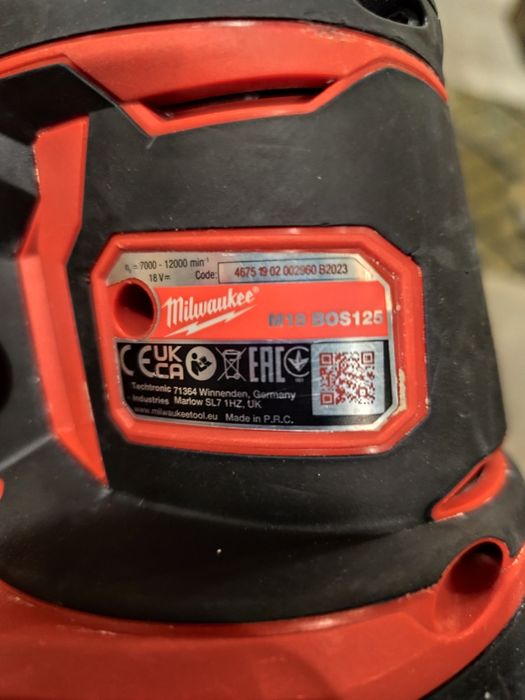 Акумулаторен ексцентър шлайф Милуоки Milwaukee M18