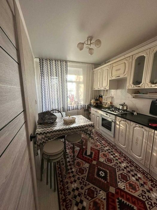 Продам 3х комн кв 8мкр