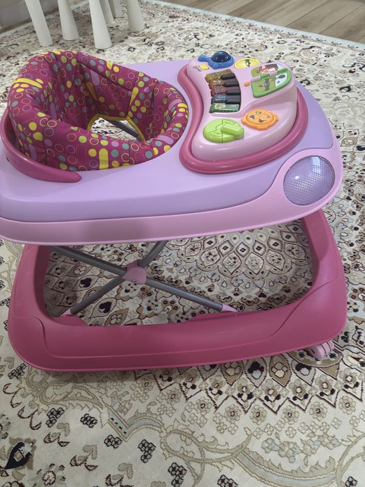 Продам ходунок chicco