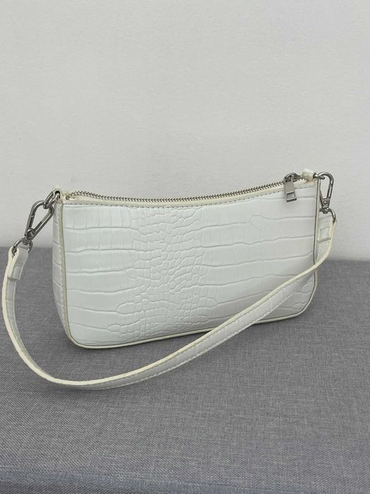 Дамска бяла чанта