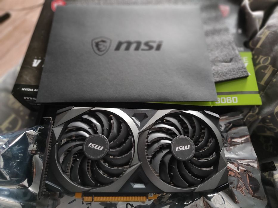 Продам видеокарту Geforce Rtx 3060 12гб
