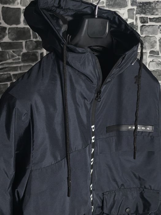 Унисекс ветровка високо качество