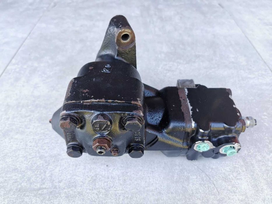 Части за BMW E30 E32 E34 E36 E38 E39 E46 Волани Сервотроник Къпхолдери