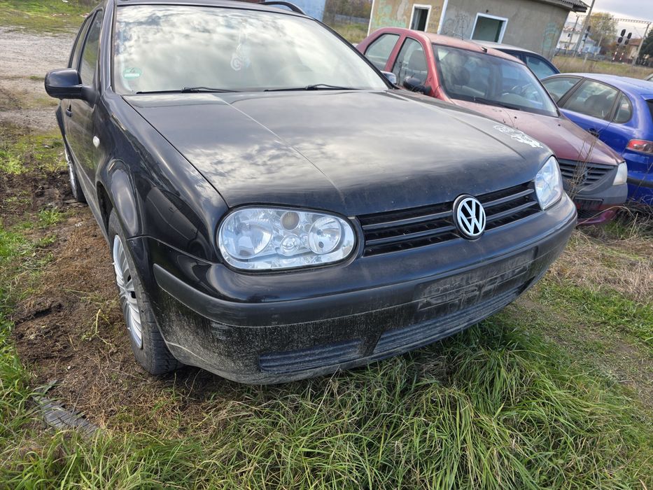 Bara fata Golf 4 in stare buna completa