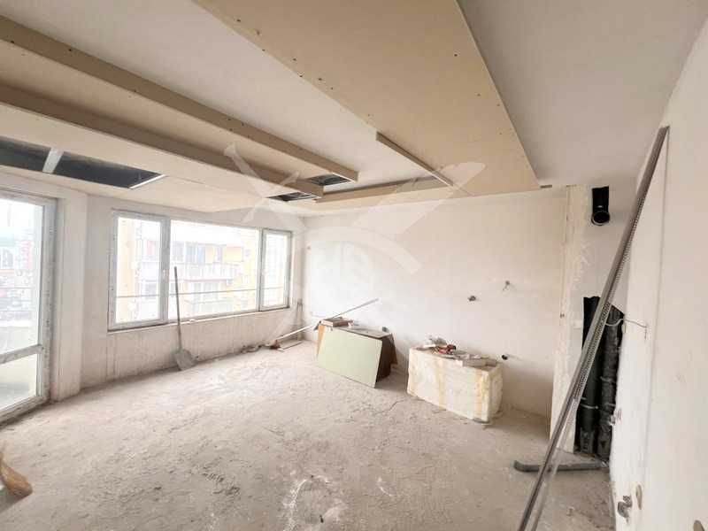 Продава се Двустаен апартамент в Бургас, Меден рудник - зона А - 64 кв.м за 891 €/кв.м - Снимка #2