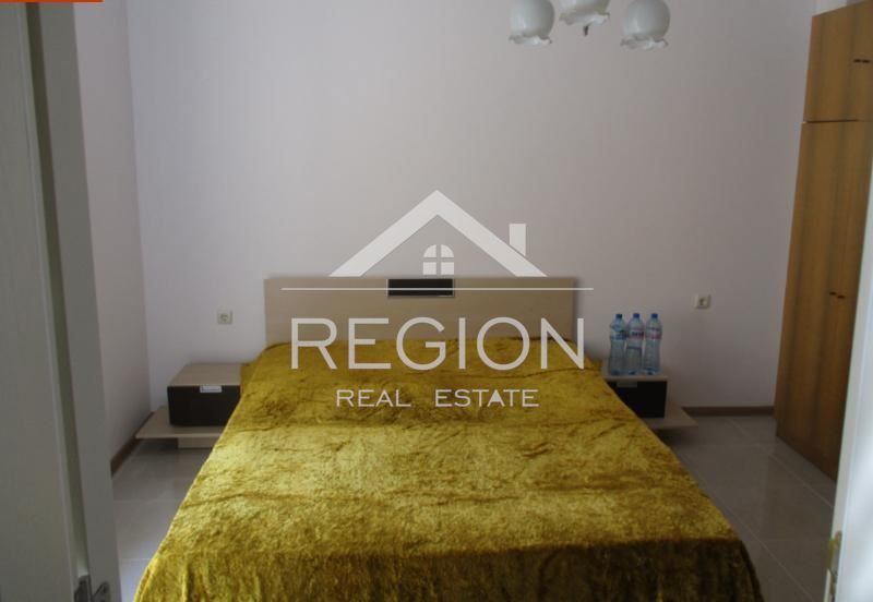 Дава се под наем Двустаен апартамент в Варна, Център - 72 кв.м за 408 € - Снимка #4