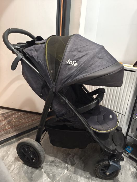 Продам коляску Joie Litetrax 4,