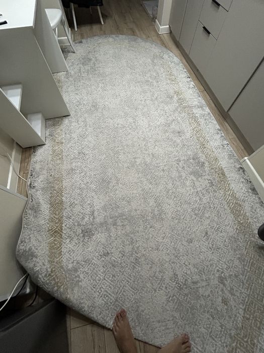 Ковер               .