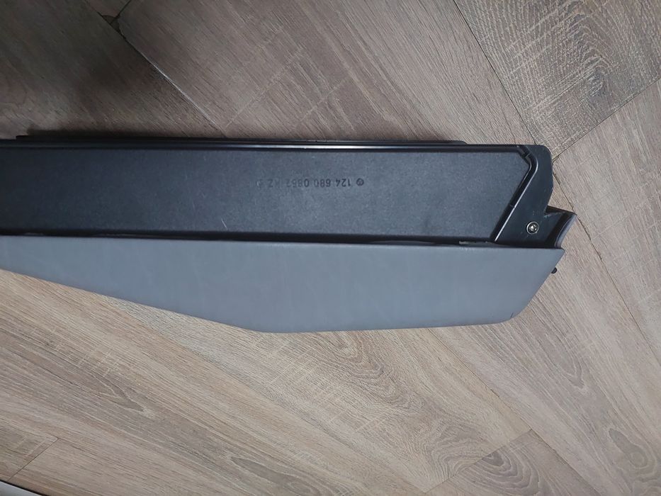 Хлебница мерседес 124