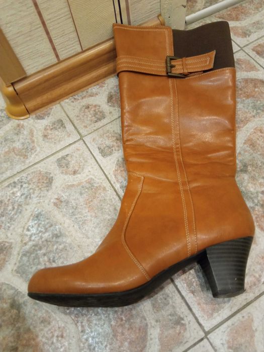 Ботуши от изкуствена кожа