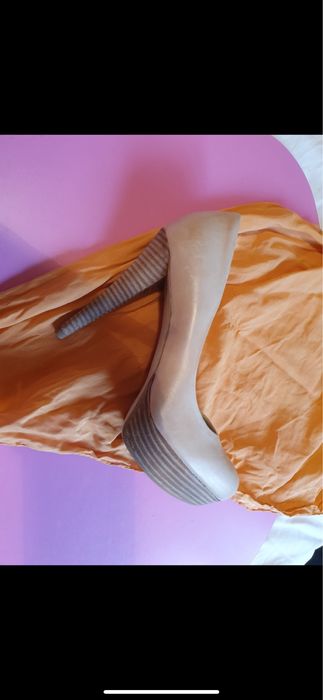 Alessa бална рокля +подарък нови обувки guess 37 размер