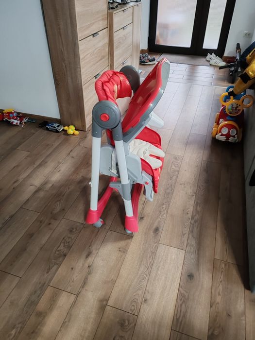 Scaun de luat masa pentru copii