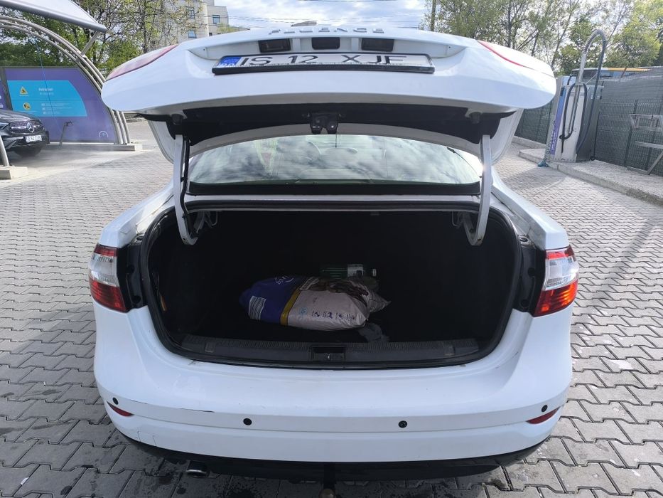 Renault Fluence 1.5 2012