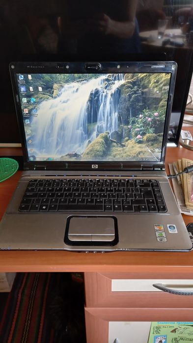 Лаптоп HP pavilion