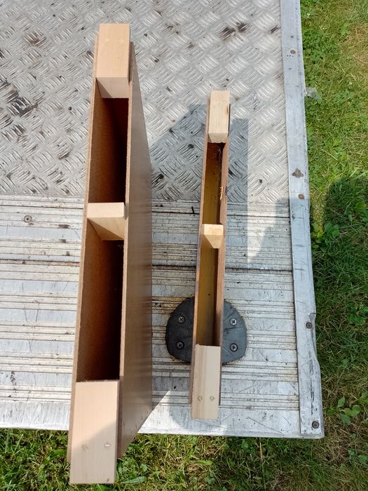 Vând hrănitoare de 1/1si1/2