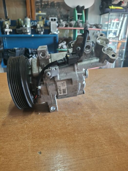 Compresor aer condiționat Dacia  Duster  Ladgy  Logan 1.5 tdci