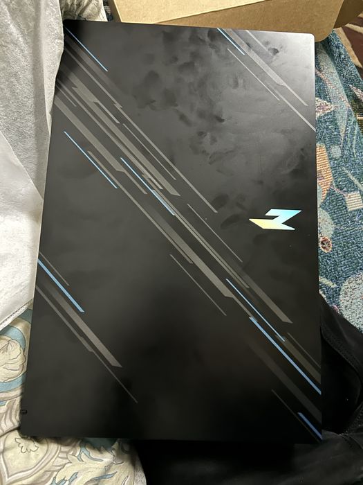 Ноут с гарантей