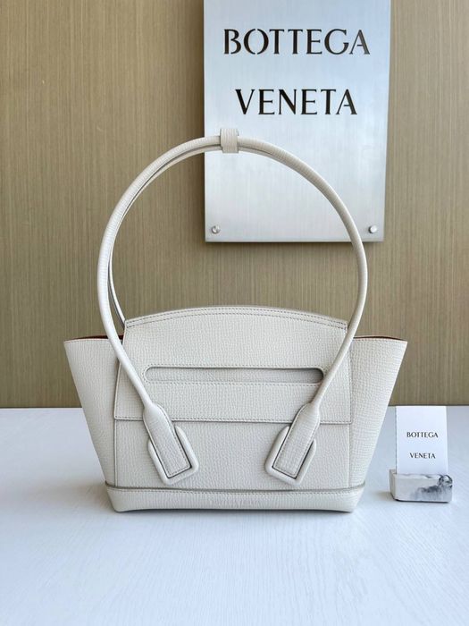 Geanta Bottega Veneta Arco
