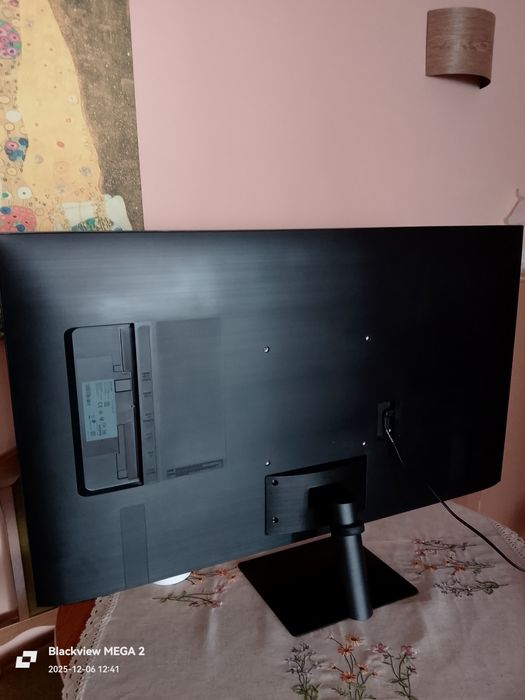 Vând monitor smart Samsung S43BM700UU, la cutie