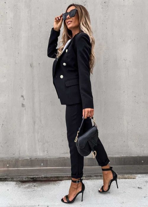 PROMOTIE Costum Ellegance Model Nou