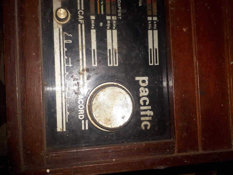 Radio vechi cu picap pacific acord