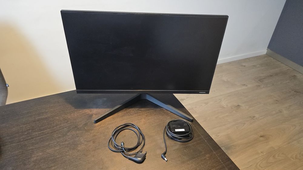 Монитор Samsung F24T352FHR