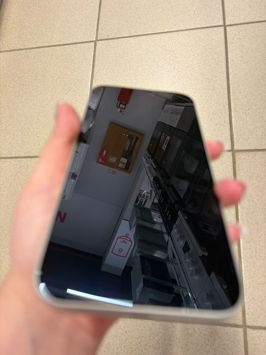Iphone 17 Pro Max 98%
