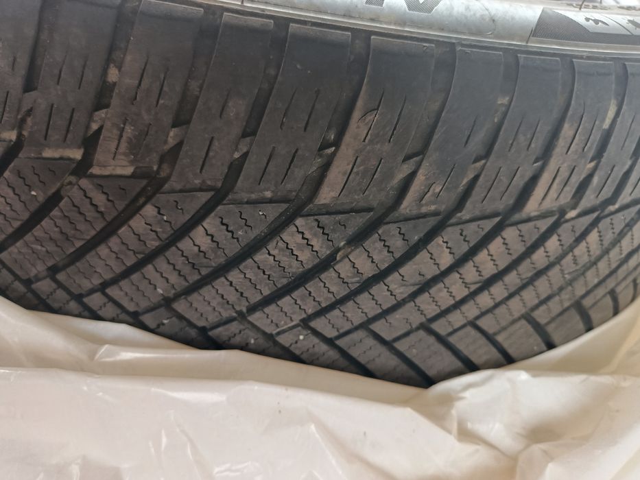 Cauciucuri 225/45/17 mixte 2 buc