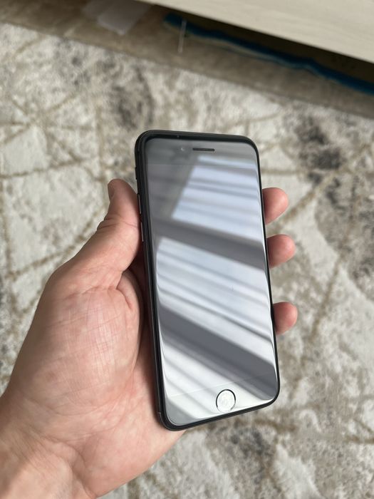 Продам iphone 7, 32 gb.