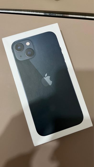 Продам айфон 13 128гб