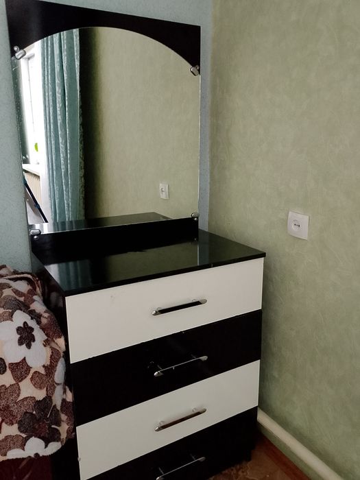 Шифонер, с камодом!