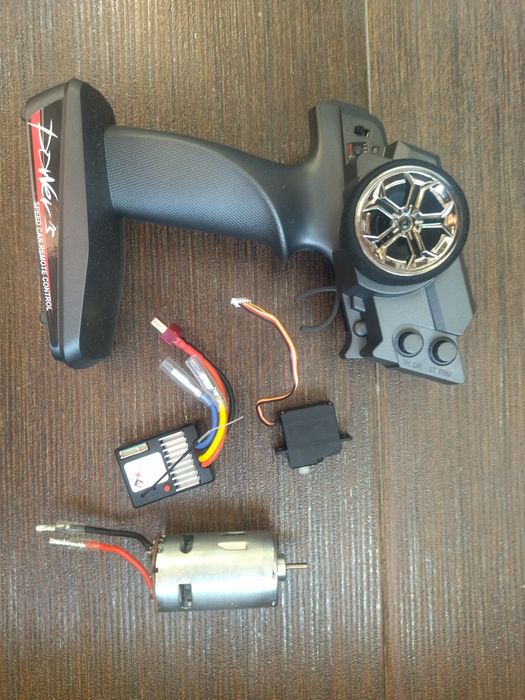 Дистанционно за RC колички