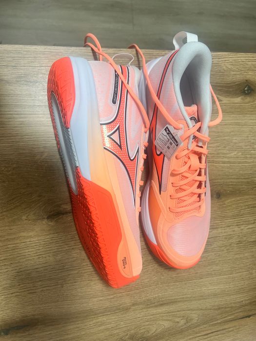 Маратонки Mizuno