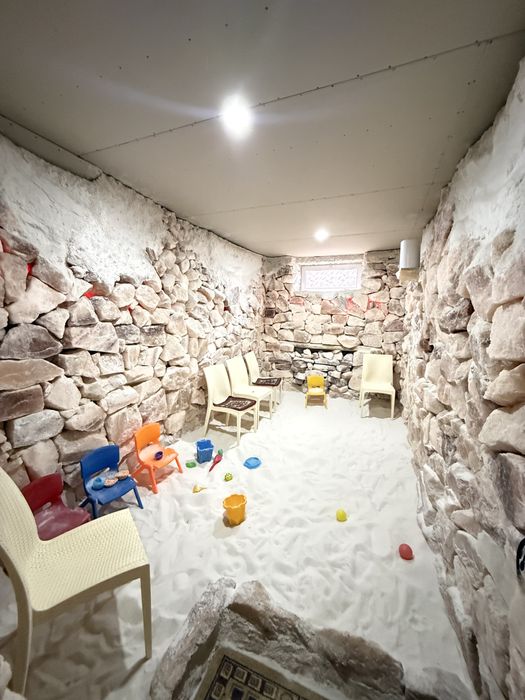 Продается зона отдыха не доезжая Окташ авеню