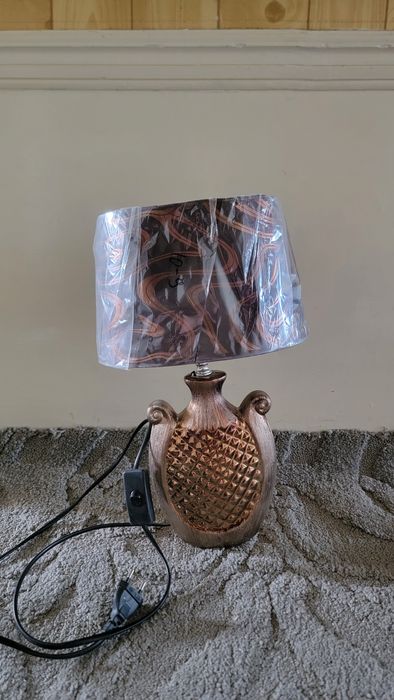 Svitilnik yangi ishlatilmagan