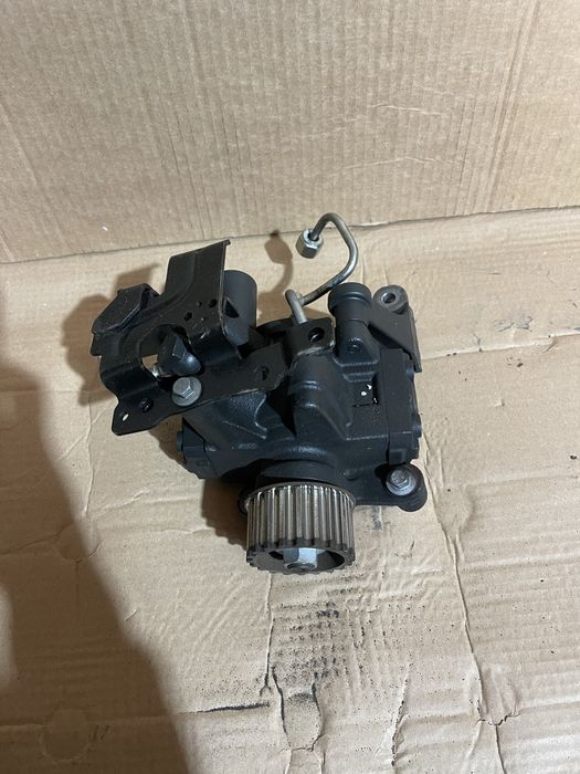 Pompa injectie 167003669R Renault Megane 4 1.5dci Dacia Duster A2C53351931