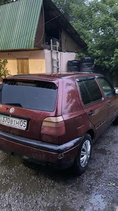Срочно продам гольф 3