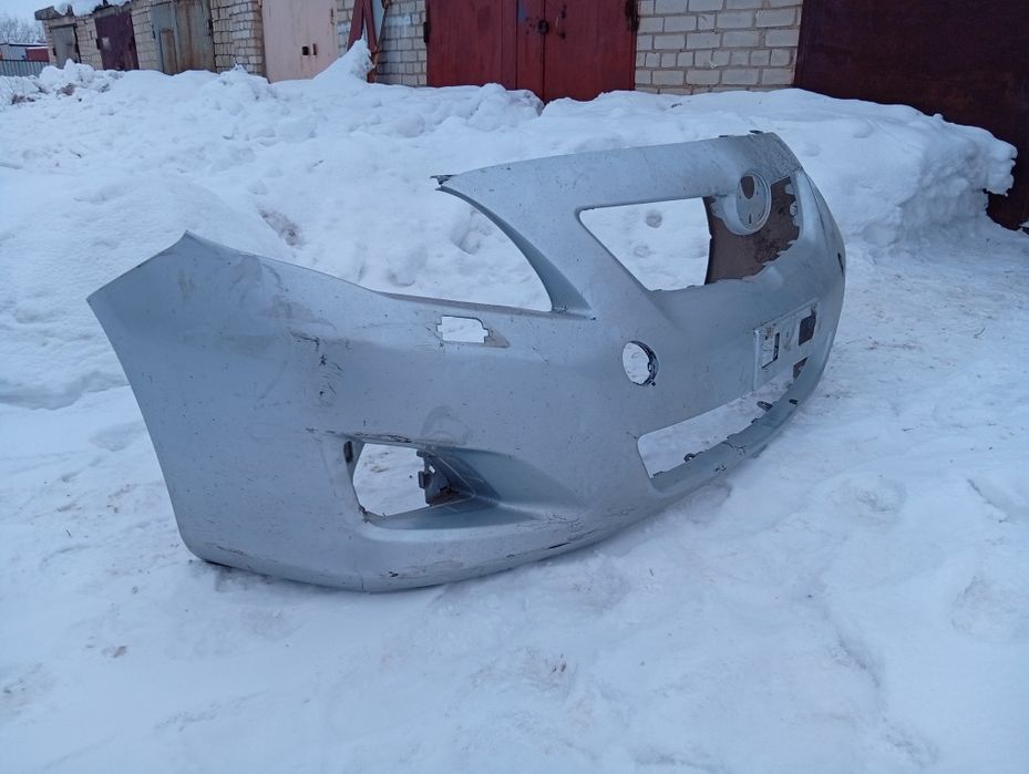 Бампера Тойота корола оригинал!