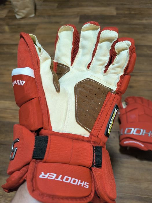 Хоккейные краги Shooter Pro 14”
Ещё вар