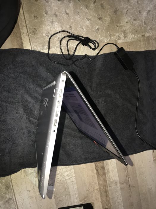 HP notebook G7 250 + Geanta laptop