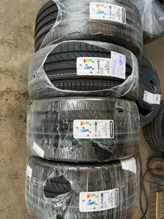 vand set 285/40/22-325/35/22 continental de vară noi