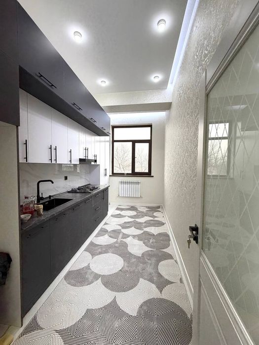 Чилонзор 23 кв 3 хонали замонавий хоналон сотилади!!!